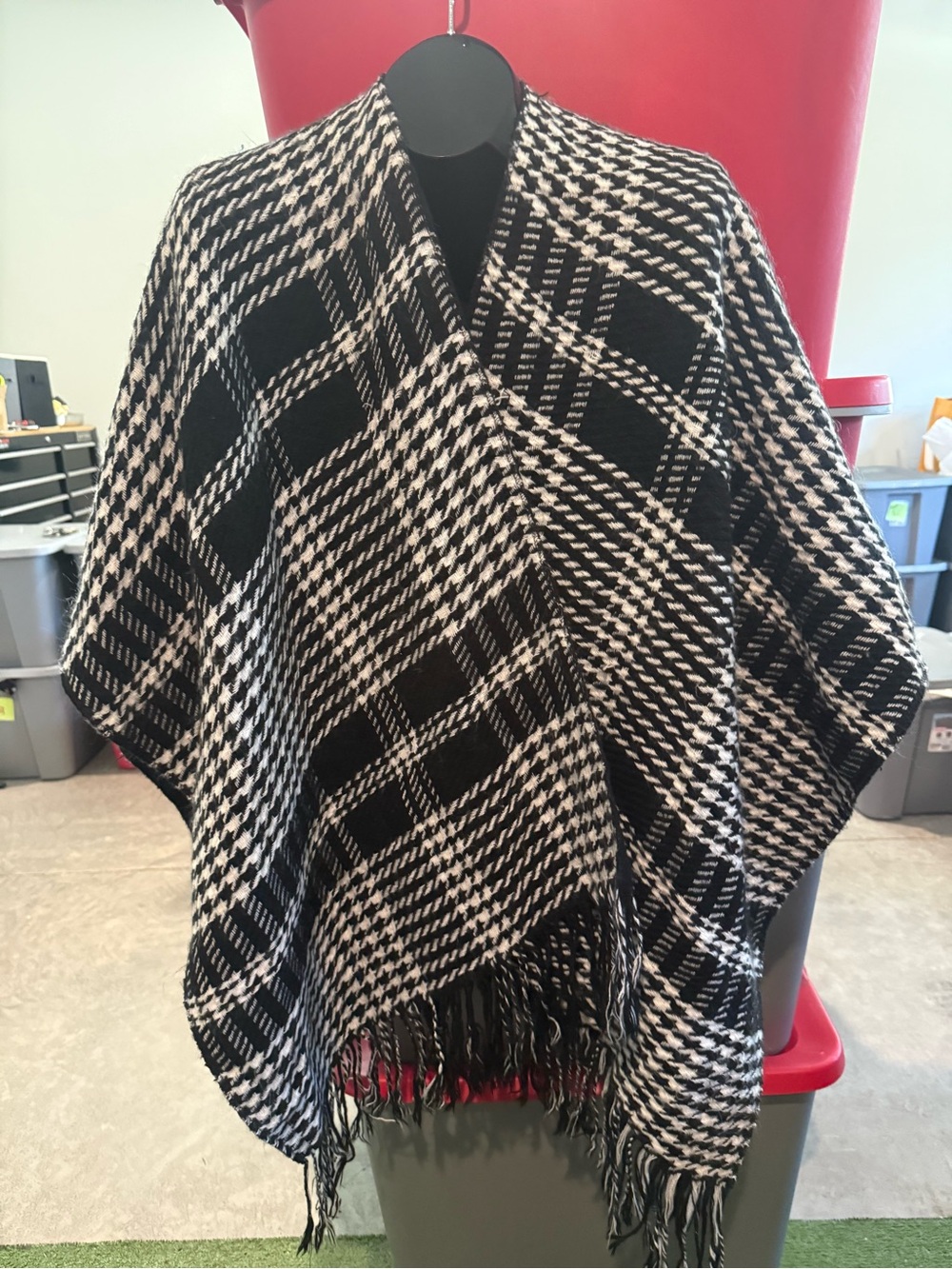 Black and White Plaid Fringe Poncho - Unbranded p73